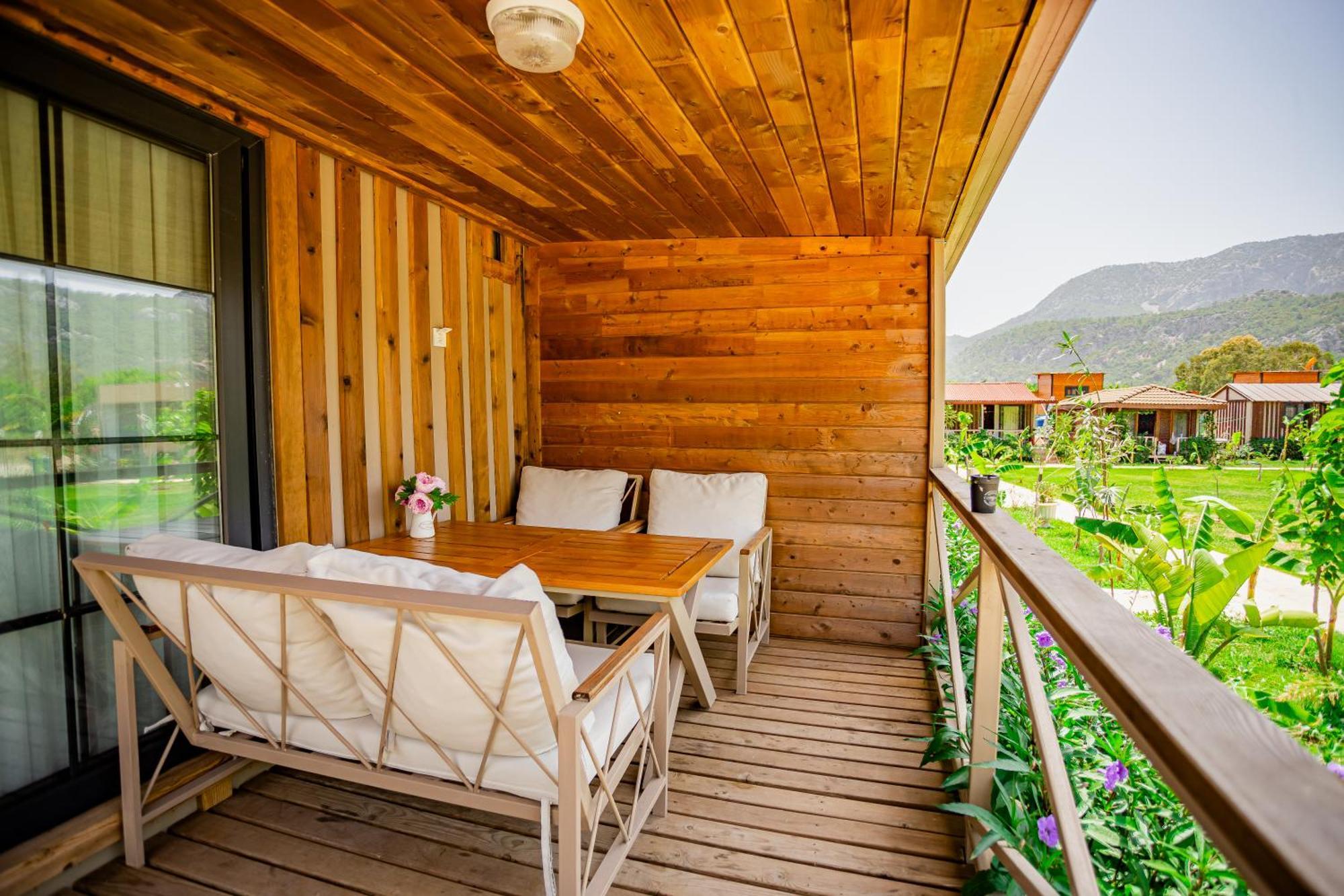 Izgen Bungalows Чирали Екстер'єр фото
