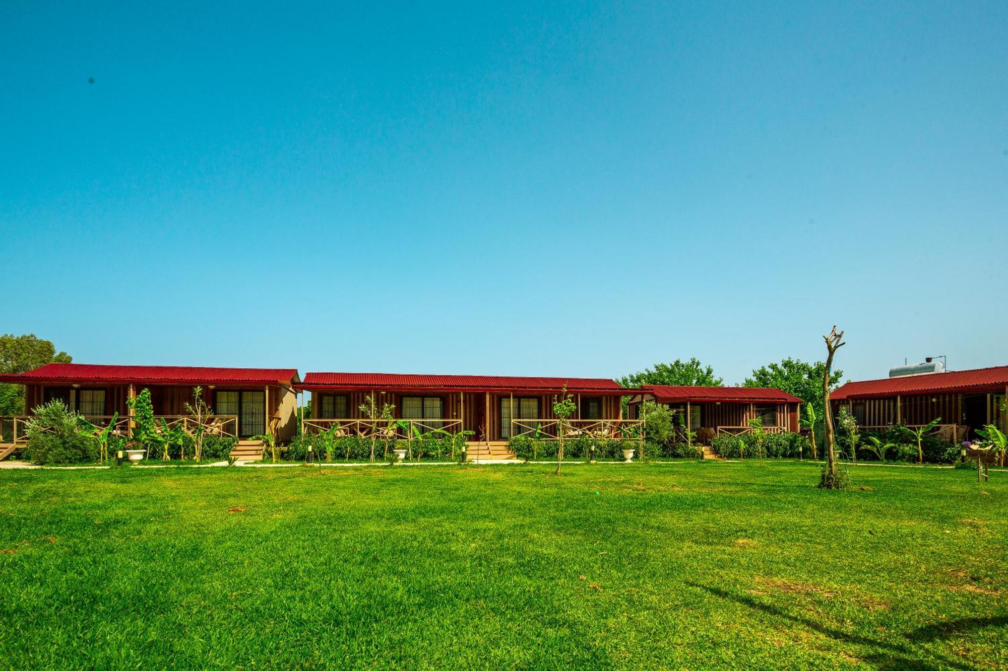 Izgen Bungalows Чирали Екстер'єр фото
