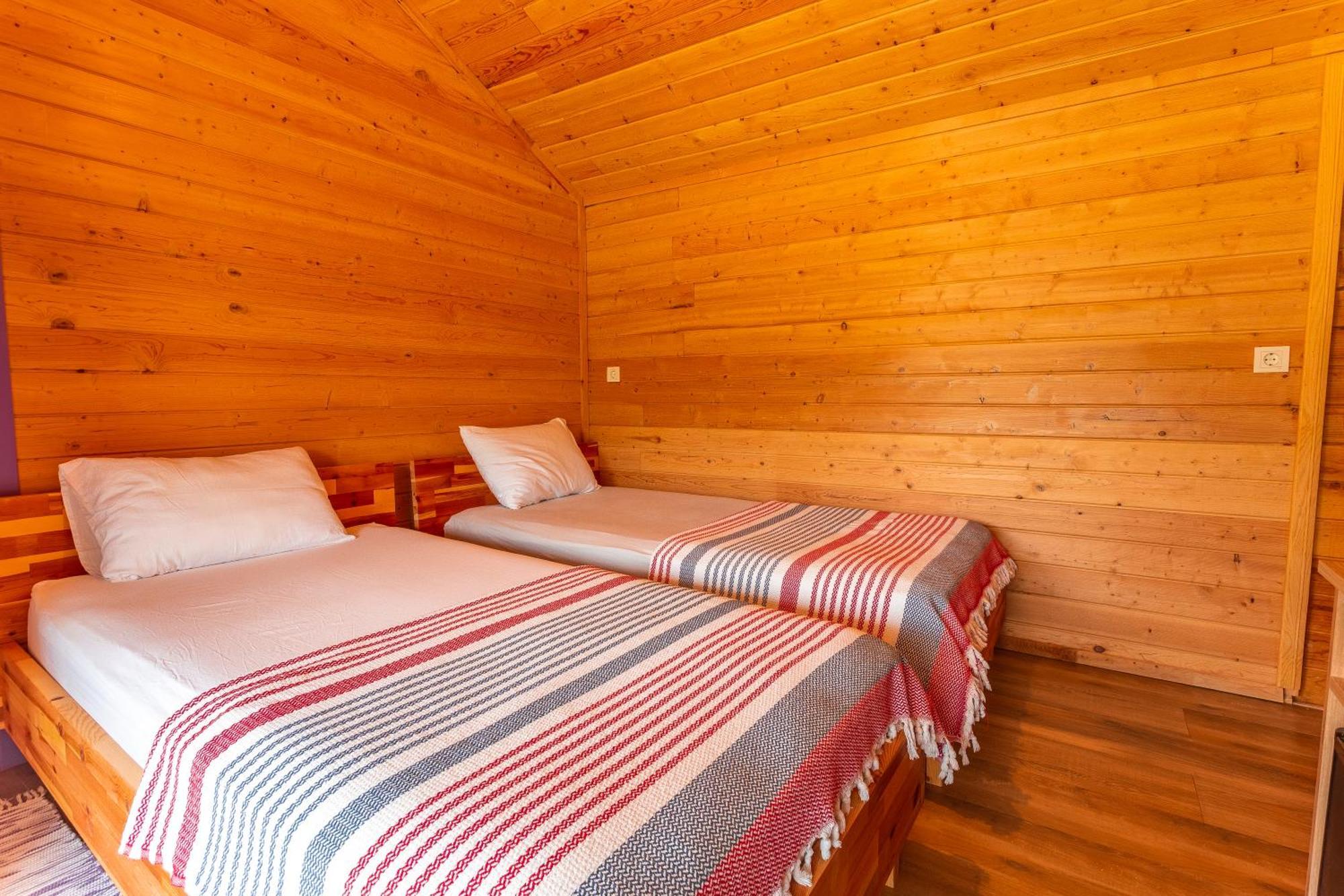 Izgen Bungalows Чирали Екстер'єр фото