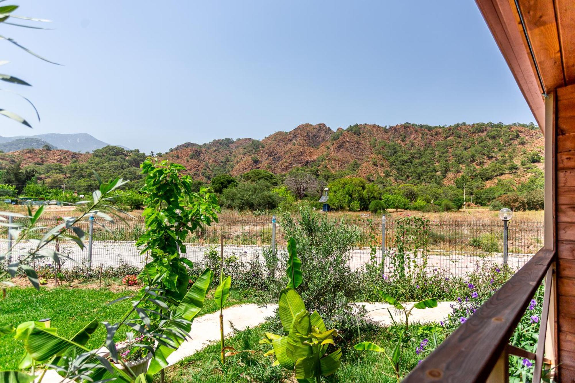 Izgen Bungalows Чирали Екстер'єр фото